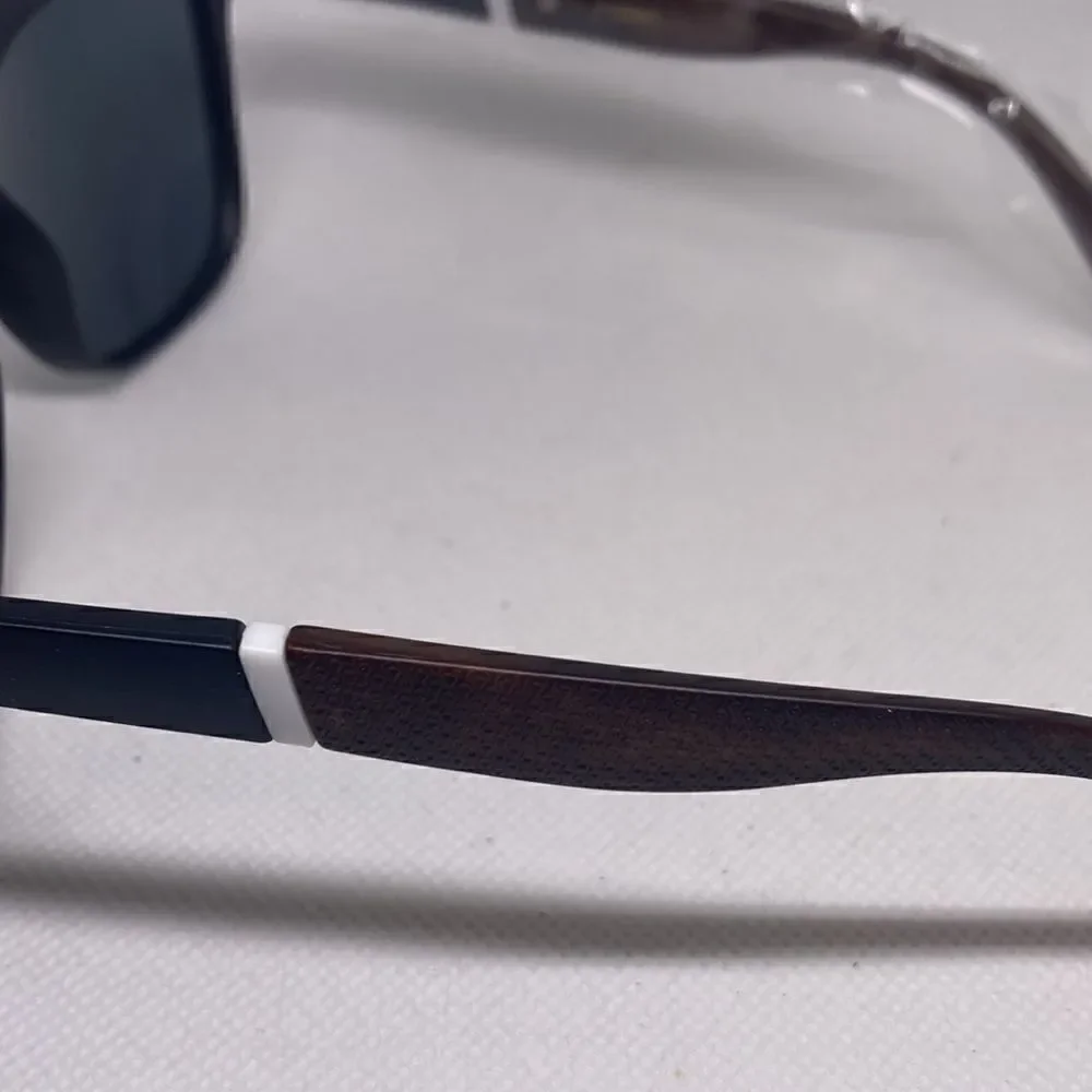 Classic Unisex Wood Print Sunglasses